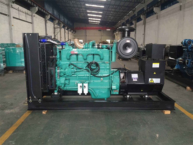 肃宁柴油发电机组过载运行时降低转速有哪些注意事项？